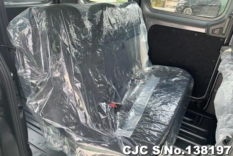 Nissan NV200 in Gray for Sale Image 17