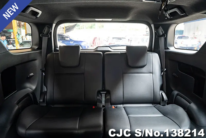 Toyota Fortuner in White for Sale Image 11