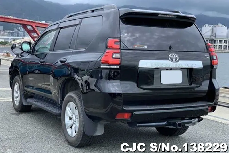 Toyota Land Cruiser Prado in Black for Sale Image 1