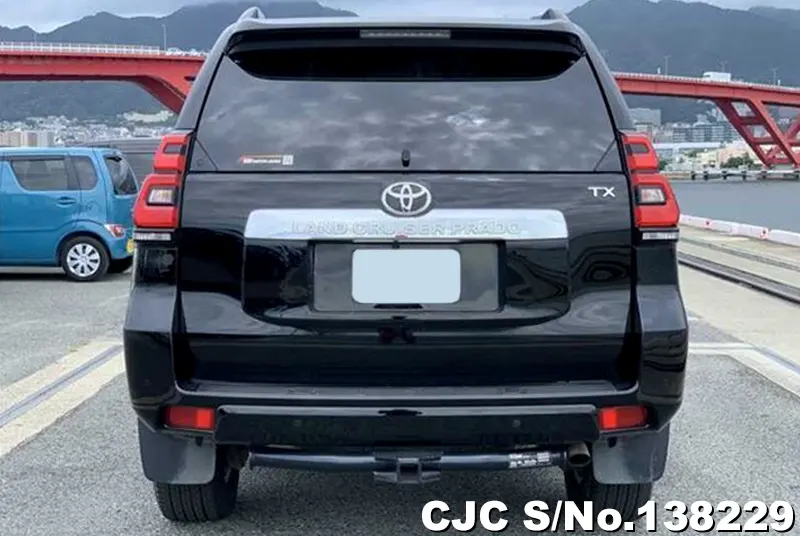 Toyota Land Cruiser Prado in Black for Sale Image 5