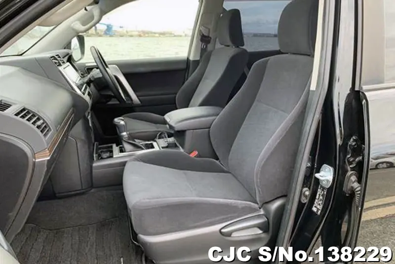 Toyota Land Cruiser Prado in Black for Sale Image 12
