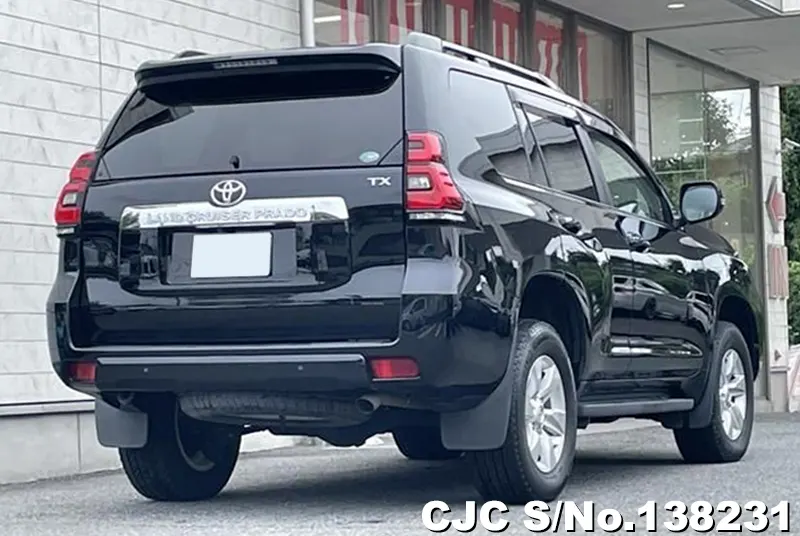 Toyota Land Cruiser Prado in Black for Sale Image 2
