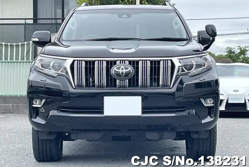 Toyota Land Cruiser Prado in Black for Sale Image 4