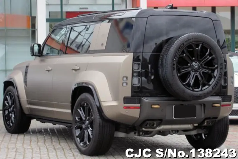 Land Rover Defender in Brown for Sale Image 1