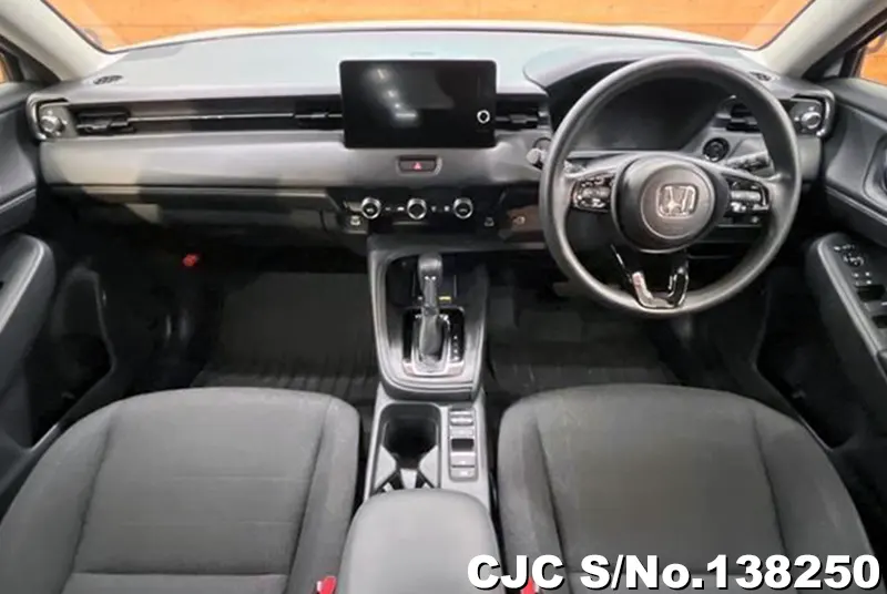 Honda Vezel in White for Sale Image 1