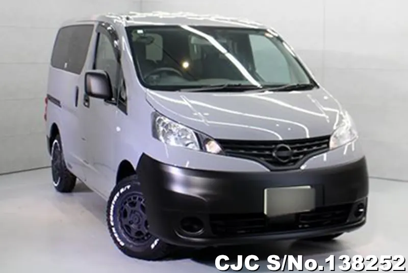 Nissan / NV200 2021