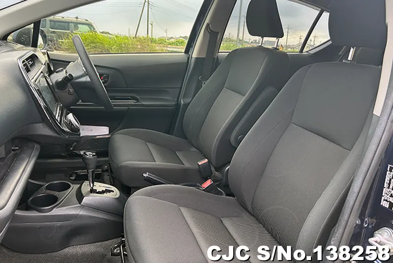 Toyota Aqua in Blue for Sale Image 8