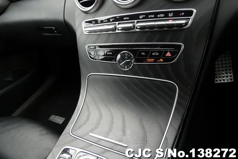 Mercedes Benz C Class in Black for Sale Image 17