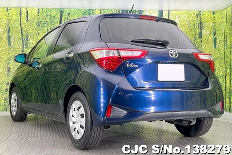 Toyota Vitz in Blue for Sale Image 1