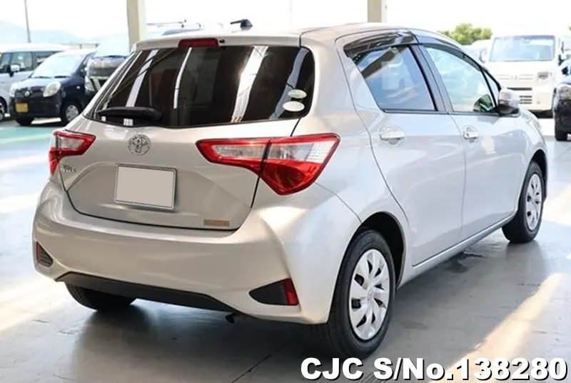 Toyota Vitz in Silver for Sale Image 2
