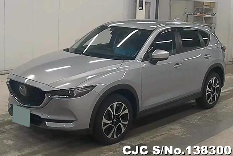 Mazda CX-5 in Silver for Sale Image 3