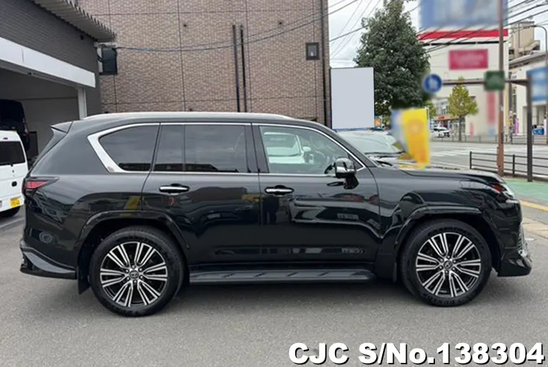 Lexus LX 600 in Black for Sale Image 6