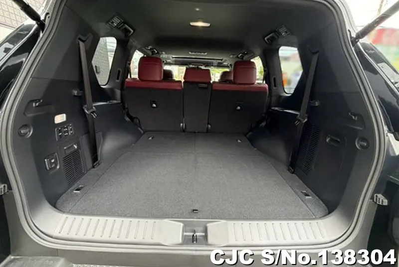 Lexus LX 600 in Black for Sale Image 8