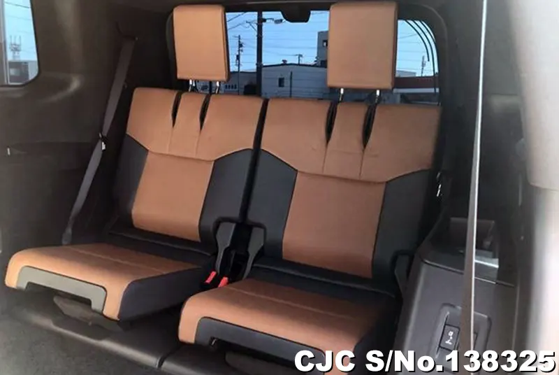 Lexus GX 550 in Pearl for Sale Image 15