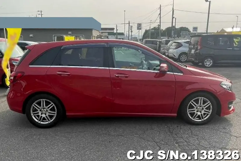 Mercedes Benz B Class in Red for Sale Image 6