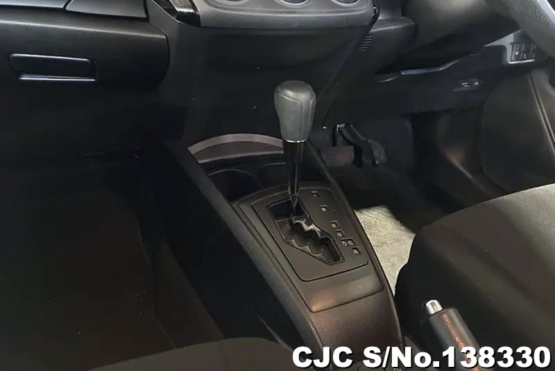 Toyota Corolla Axio in white for Sale Image 8