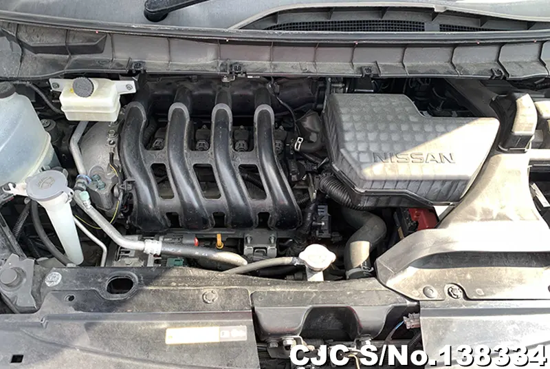 Nissan Serena in black for Sale Image 9