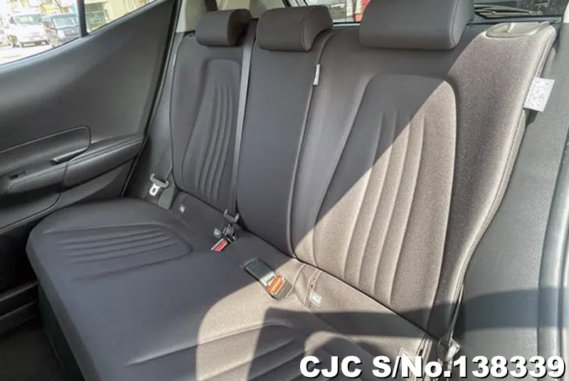 Toyota Aqua in Silver for Sale Image 9