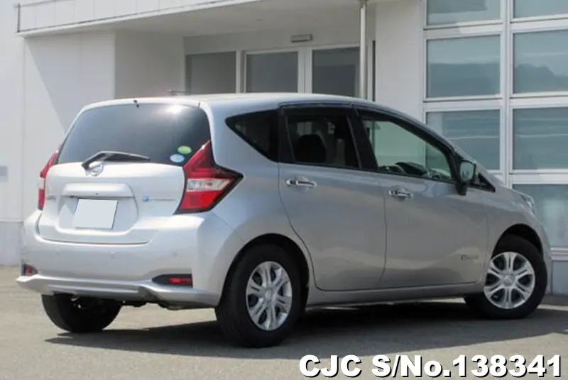 Nissan Note in Silver for Sale Image 1