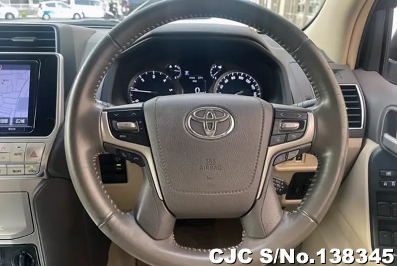 Toyota Land Cruiser Prado in Black for Sale Image 3