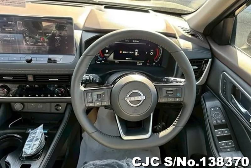Nissan X-Trail in Black for Sale Image 13