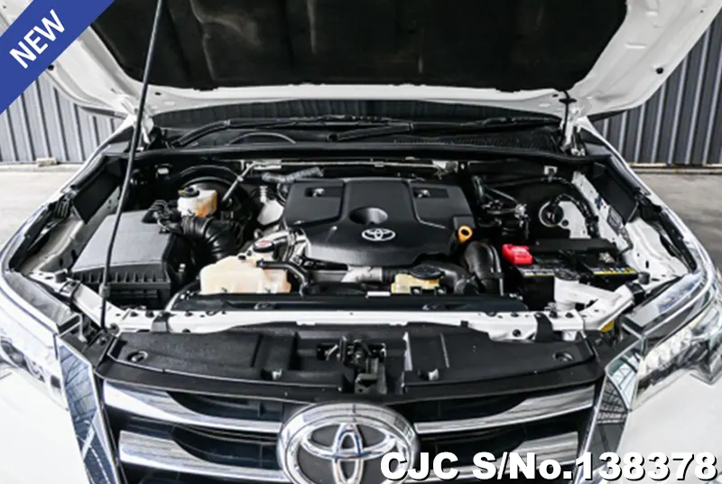 Toyota Fortuner in White for Sale Image 13