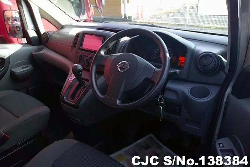 Nissan NV200 in Silver for Sale Image 6