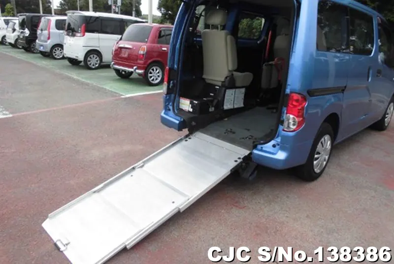Nissan NV200 in Blue for Sale Image 10