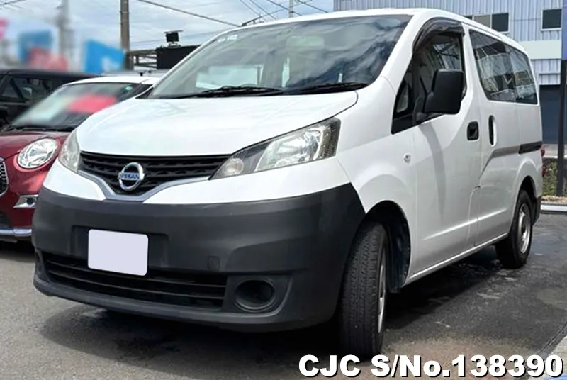 Nissan NV200 in White for Sale Image 3