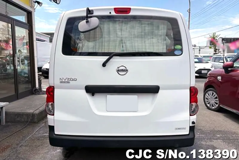 Nissan NV200 in White for Sale Image 5