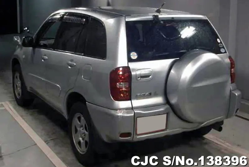 Toyota Rav4 in Silver for Sale Image 1
