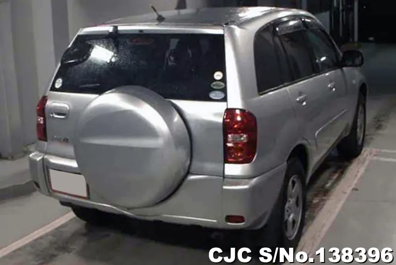Toyota Rav4 in Silver for Sale Image 2