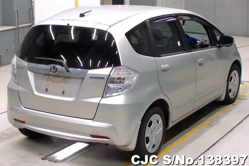 Honda Fit in Silver for Sale Image 2