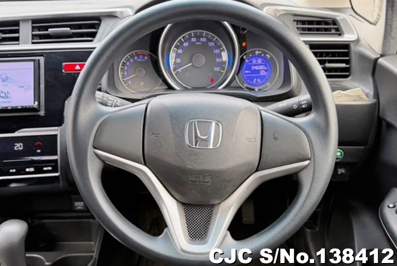 Honda Fit in White for Sale Image 11