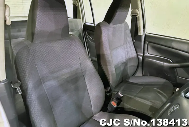 Toyota Probox in White for Sale Image 12