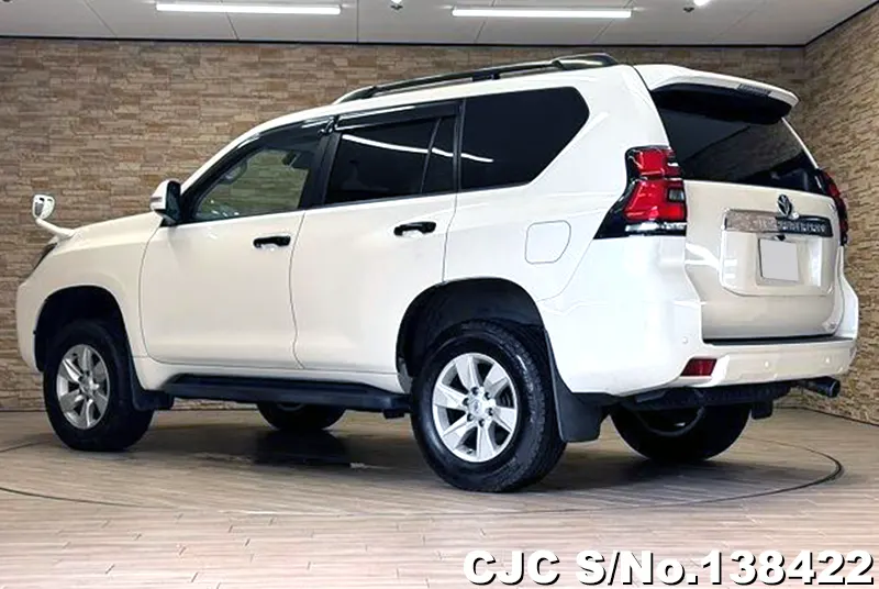 Toyota Land Cruiser Prado in White for Sale Image 1