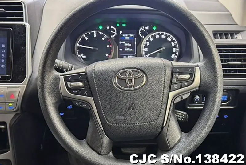 Toyota Land Cruiser Prado in White for Sale Image 14