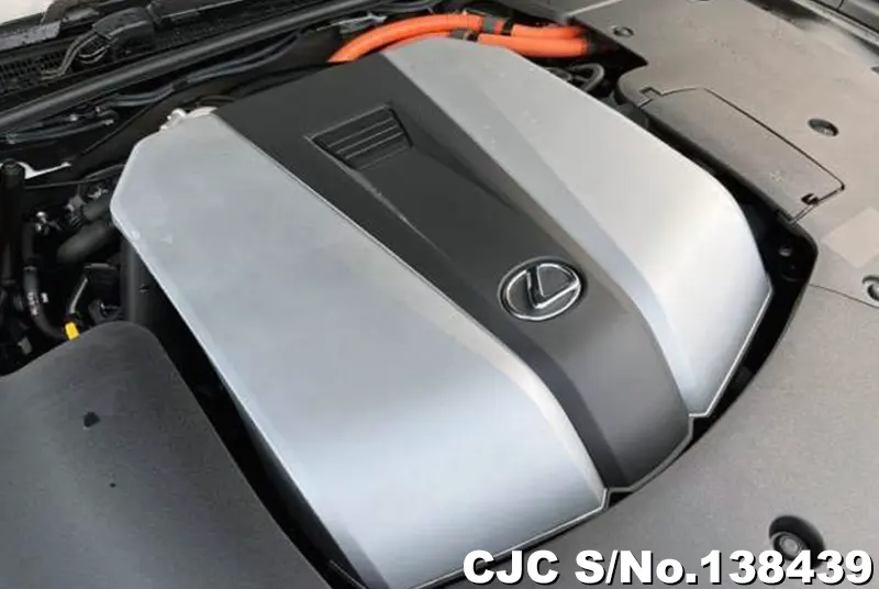 Lexus LS500H in Pearl for Sale Image 26
