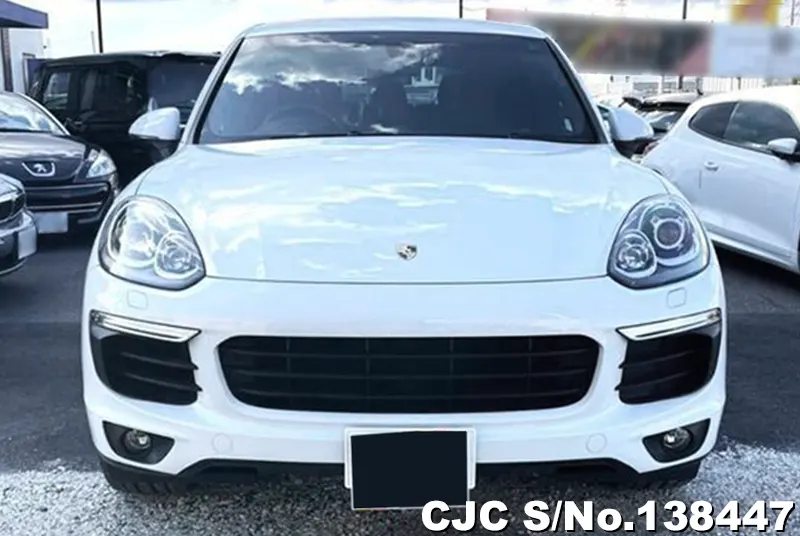 Porsche Cayenne in White for Sale Image 4