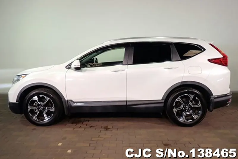 Honda CRV in White for Sale Image 6