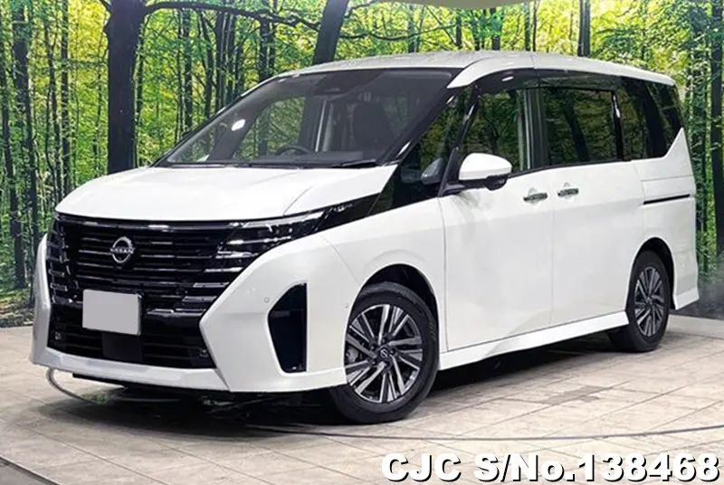 Nissan / Serena 2023