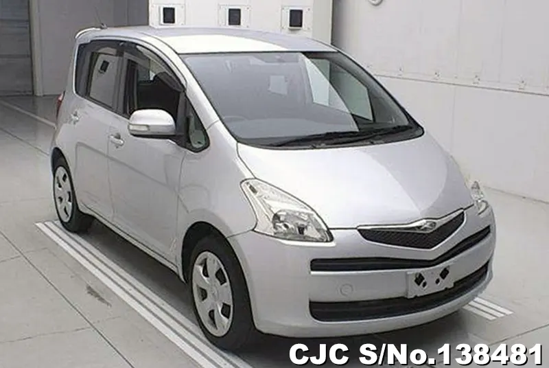 Toyota / Ractis 2007