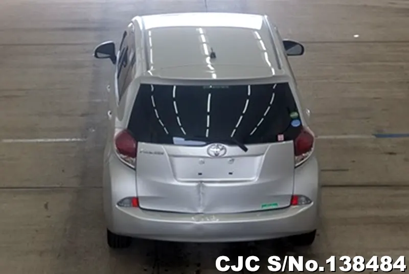 Toyota Ractis in Silver for Sale Image 2