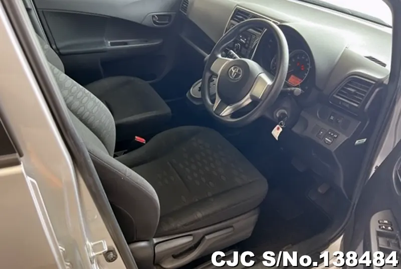 Toyota Ractis in Silver for Sale Image 4