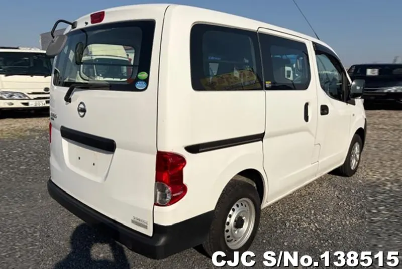 Nissan NV200 in White for Sale Image 2