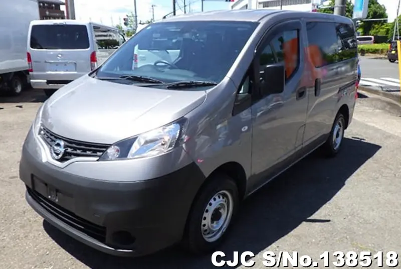 Nissan NV200 in Gray for Sale Image 3