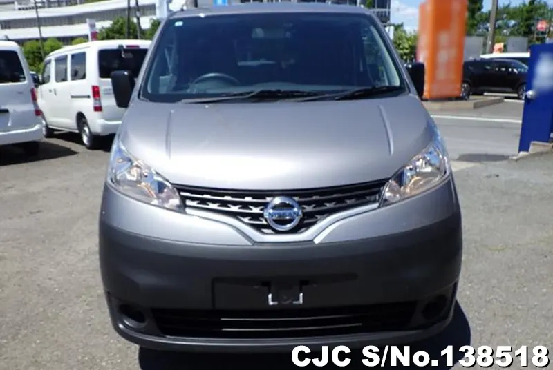 Nissan NV200 in Gray for Sale Image 4