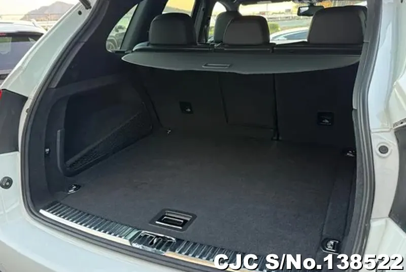 Porsche Cayenne in White for Sale Image 8