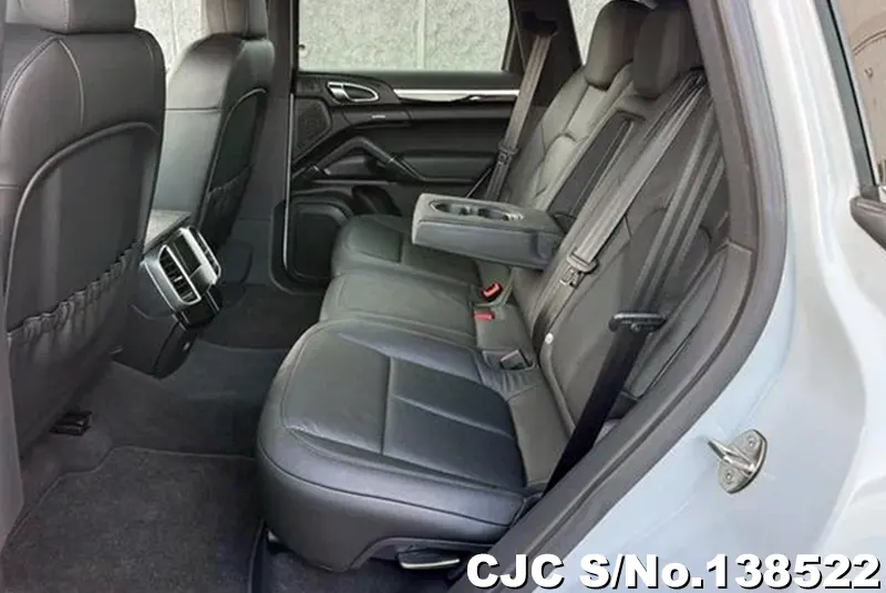 Porsche Cayenne in White for Sale Image 16