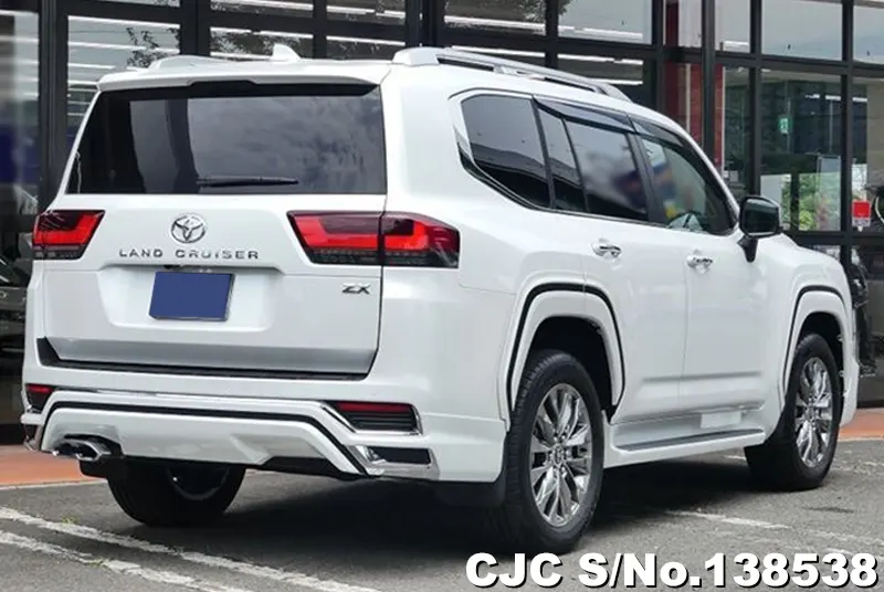 Toyota Land Cruiser in Pearl for Sale Image 2